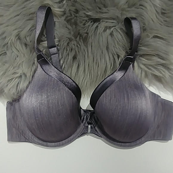 Vanity Fair Other - 🍒 3 for $15 Lightly Lined Bra size 36B